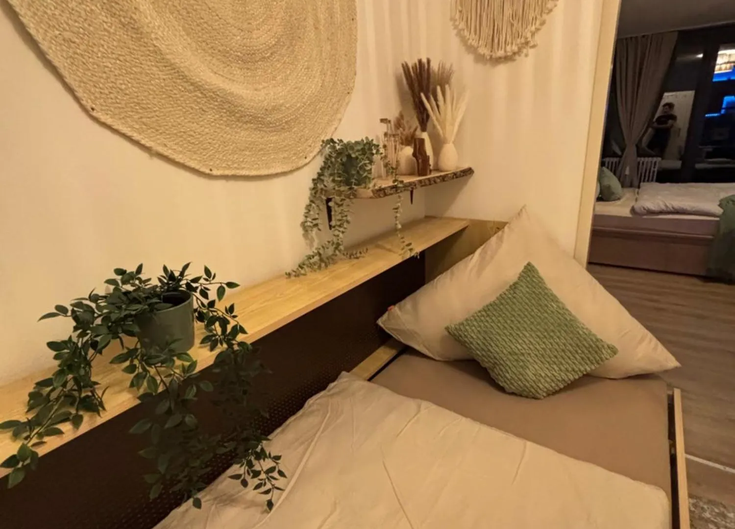 Bohemian Chic Sage Dreams - Munich Central Station Apartman